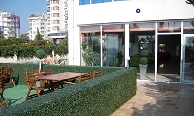 Kristal Beach Hotel